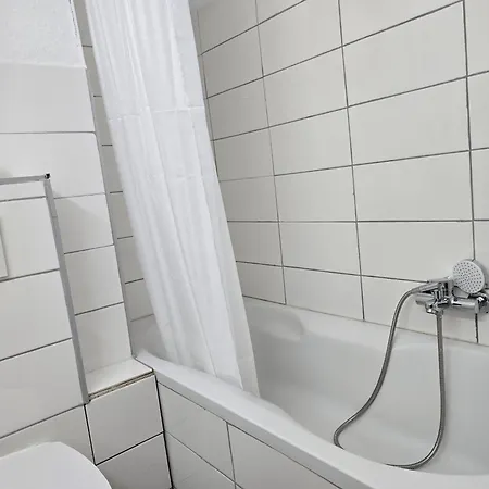 --- Gaestezimmer Krefeld--- 民宿