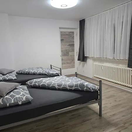 --- Gaestezimmer Krefeld--- 民宿