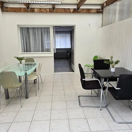 --- Gaestezimmer Krefeld---