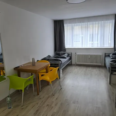 民宿 --- Gaestezimmer Krefeld---
