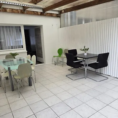 --- Gaestezimmer Krefeld--- 民宿