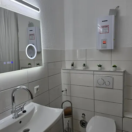 --- Gaestezimmer Krefeld---