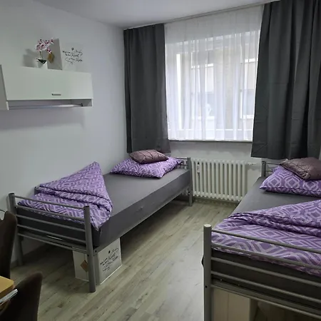 民宿 --- Gaestezimmer Krefeld---